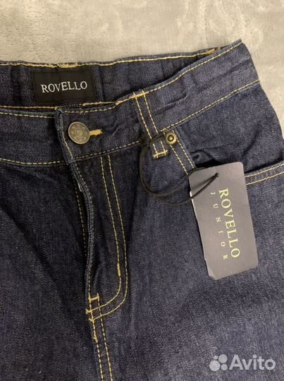 Новые джинсы Rovello