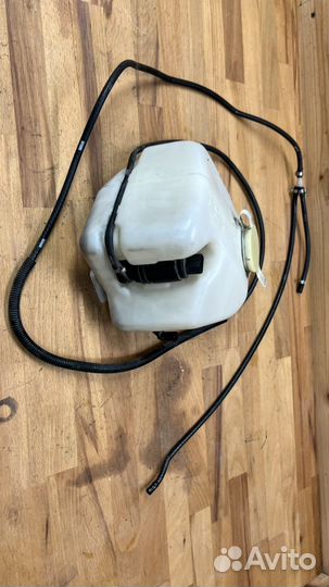 Бачок омывателя + моторчик + шланг bmw e36