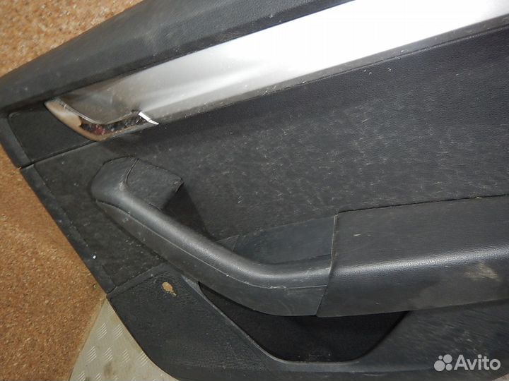 Обшивка двери задней правой, Skoda (Шкода) -octavi