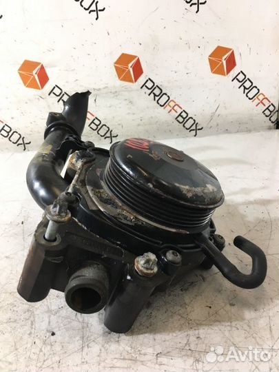 Помпа Mercedes C-Class W204 OM651 2.2 CDI 2012