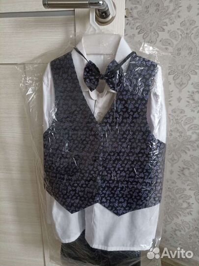 Костюм тройка на мальчика