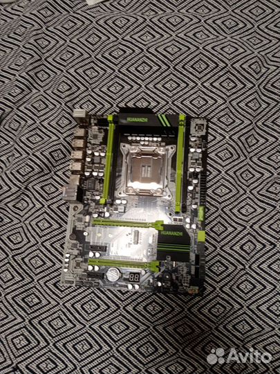 Материнская плата huananzhi x79