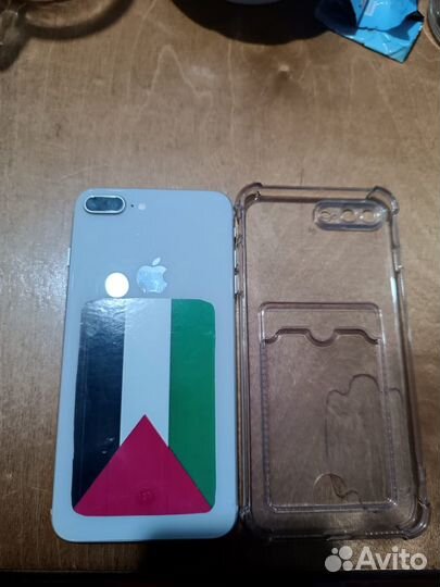 iPhone 8 Plus, 64 ГБ