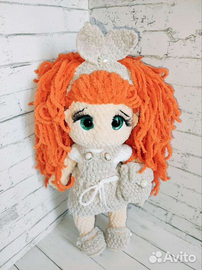 Кукла ручной работы с одеждой