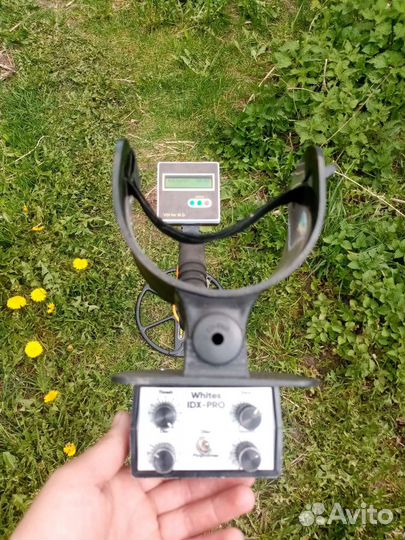 Продам металлоискатель whites