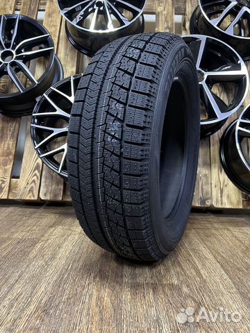Bridgestone Blizzak VRX 225/60 R16 98S