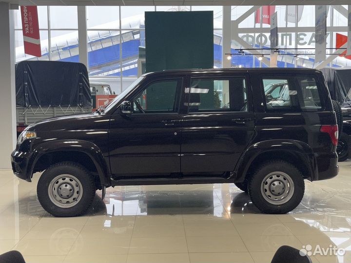 УАЗ Patriot 2.7 МТ, 2022