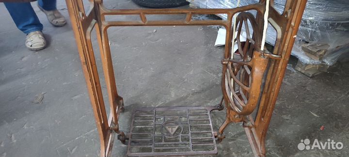 Продам швейную машинку Tikka (Финляндия)