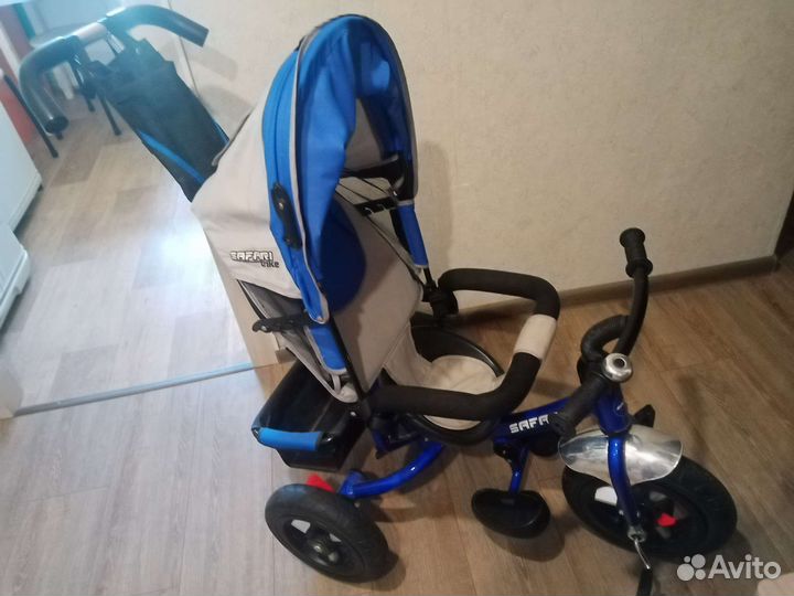 Трехколесный детский велосипед коляска