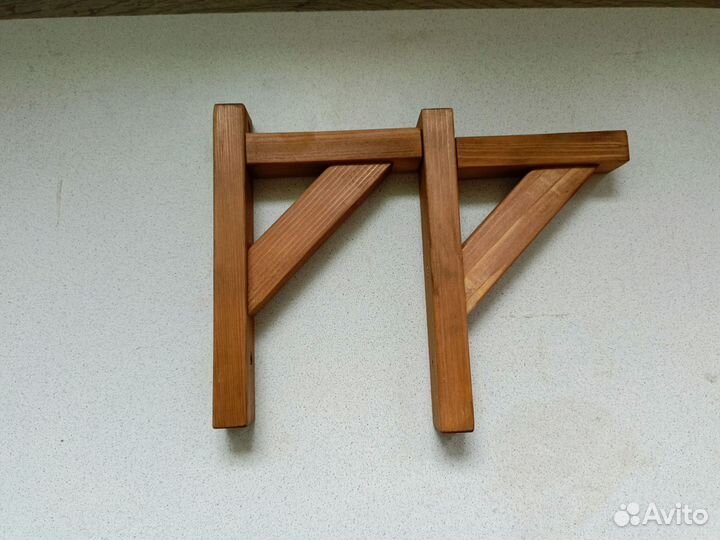 Кронштейны деревянные для полок