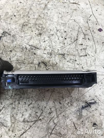 Блок управления ABS Nissan Cube