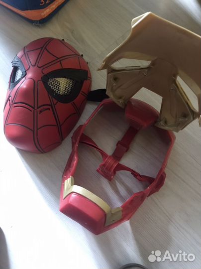 Маска человека паука и железного человека