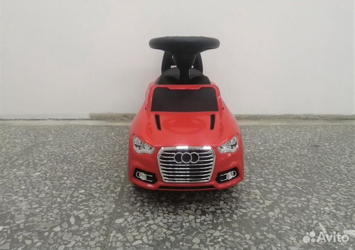 Каталка-автомобиль SuperCar №2. /Новая