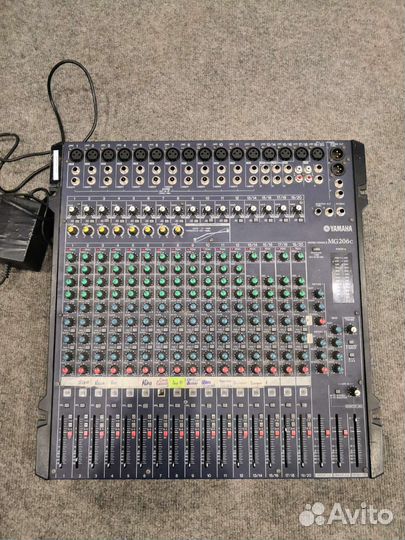 Микшерный пульт, процессор звуковых эффектов