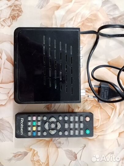 Приемник цифрового тв Rolsen