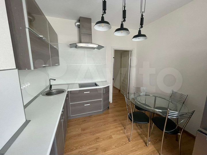 2-к. квартира, 60 м², 15/16 эт.