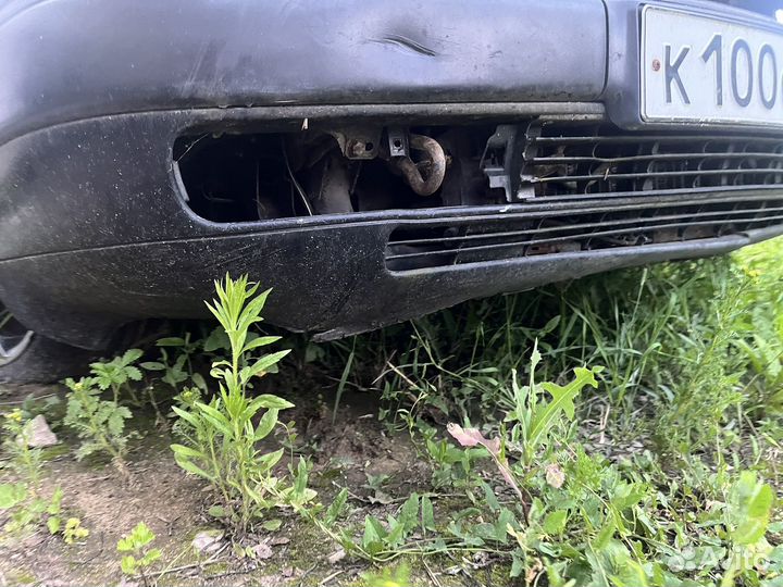 Передний бампер Audi 100C4