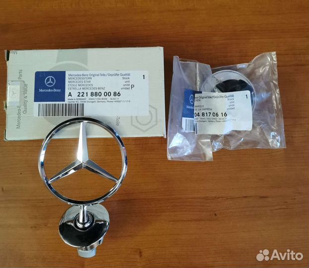 Эмблема Mercedes