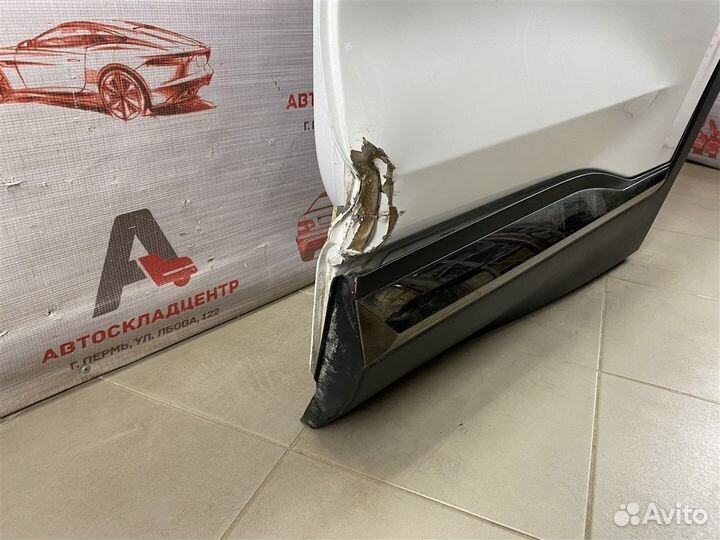 Дверь задняя левая Hyundai Santa-Fe с 2018 года