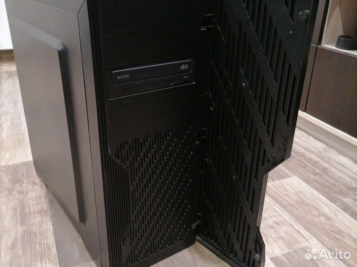 Персональный игровой компьютер