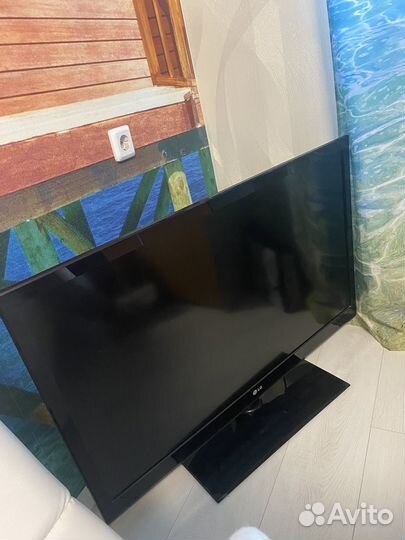 Телевизор LG 42LV3700