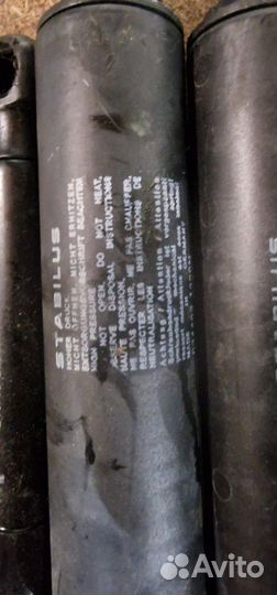 Амартизаторы багажника Porsche Cayenne 955