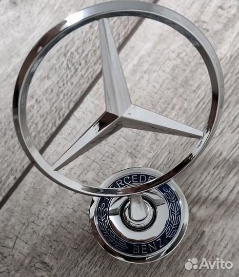 Значок mercedes на капот