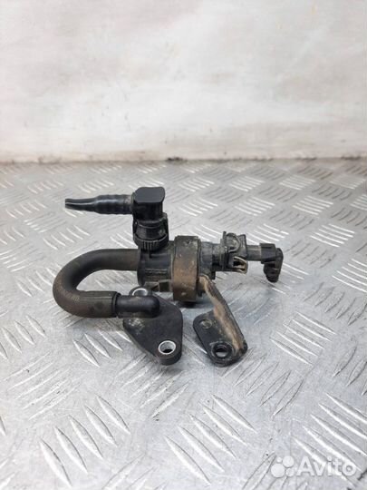 Клапан вентиляции топливного бака Opel Astra