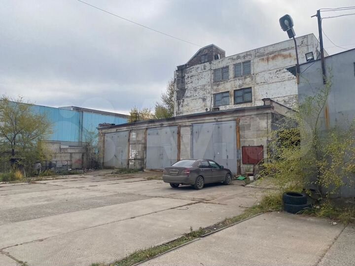 Производство, 2400 м²