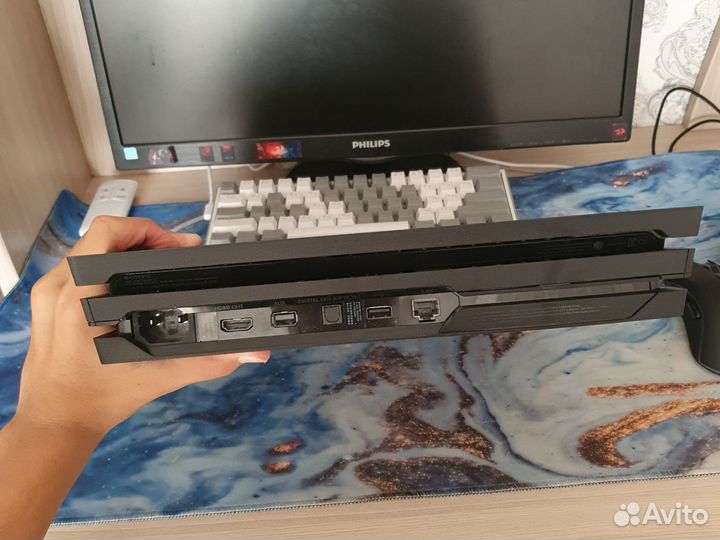 Sony PS4 pro 1tb