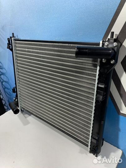 Радиатор охлаждения двигателя основной Nissan micr