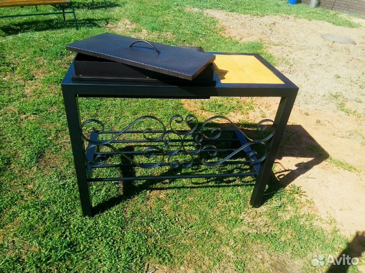 Кованый мангал из металла