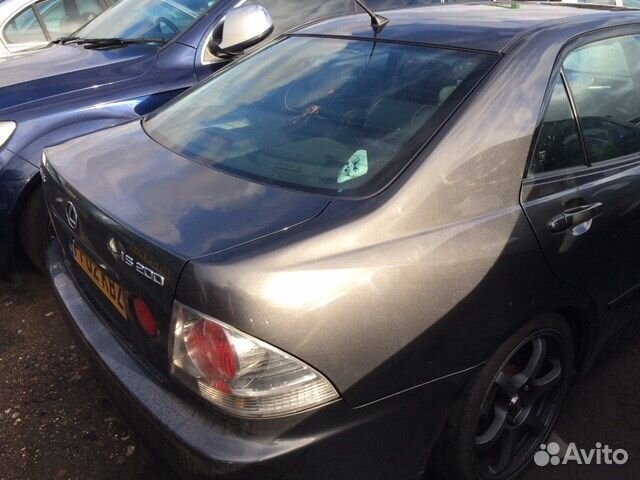 Разбор на запчасти Lexus IS