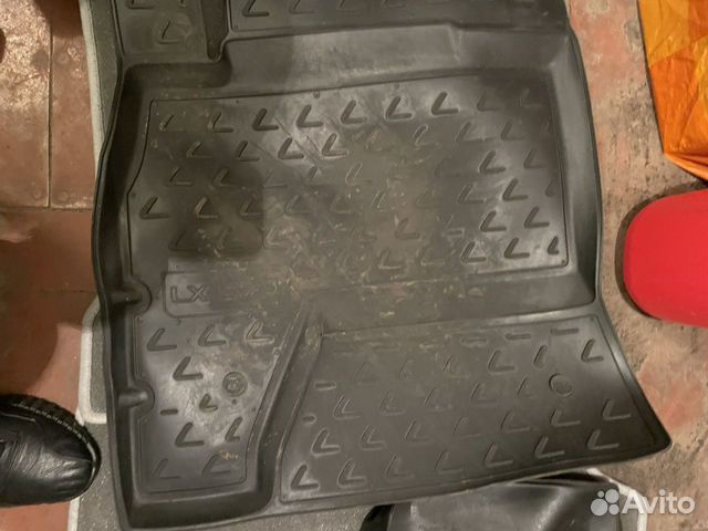 Коврики на Lexus LX 570
