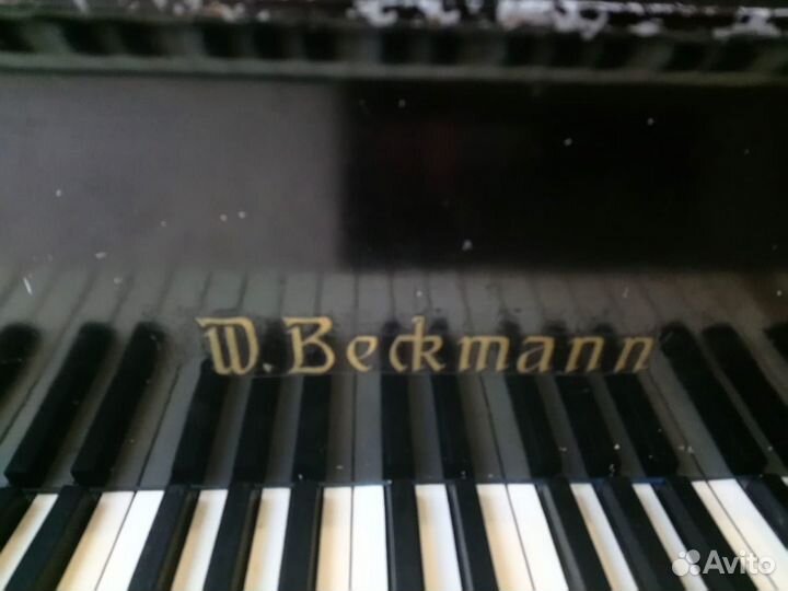 Рояль редкий кабинетный Bekmann