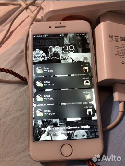 Телефон iPhone 7