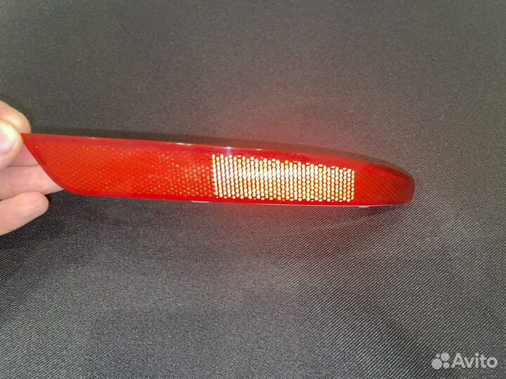 Катафот правый Nissan Almera g15