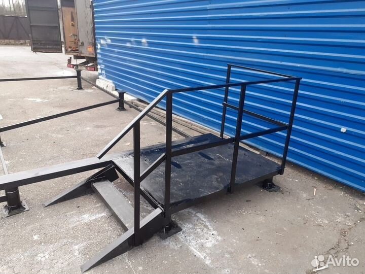 Фундамент / Винтовые сваи под ключ