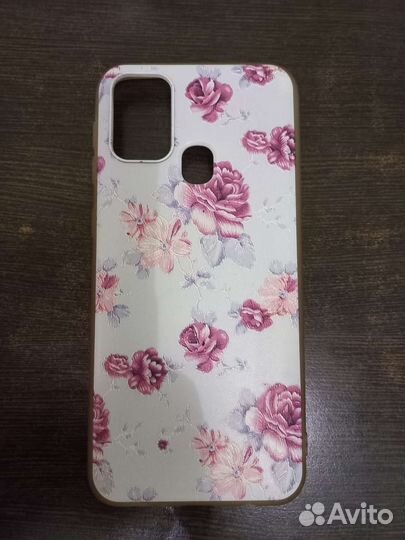 Чехлы для телефонов