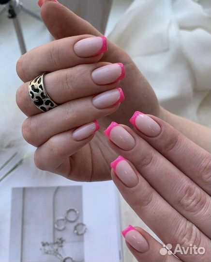 Маникюр, гель-лак, наращивание, педикюр