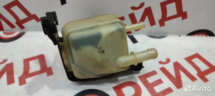 Бачок гидроусилителя Toyota Camry Gracia SXV20