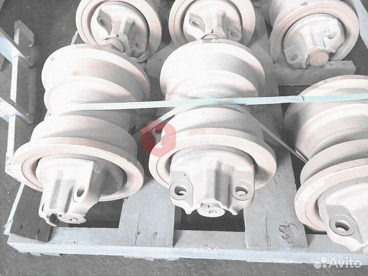 Каток поддерживающий CAT 325LN 57700502