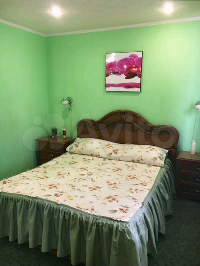 2-к. квартира, 56 м², 2/5 эт.