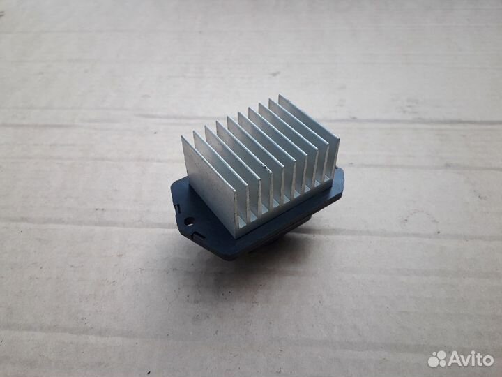Резистор отопителя honda