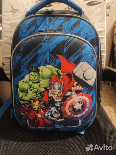 Рюкзак школьный