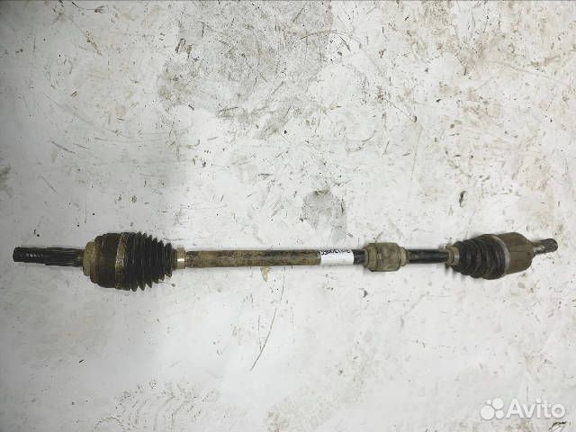 Привод передний правый Nissan Tiida