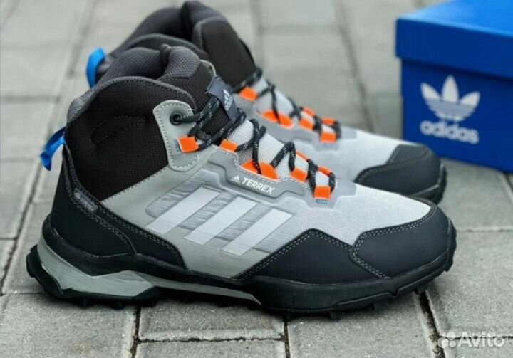 Мужские зимние кроссовки