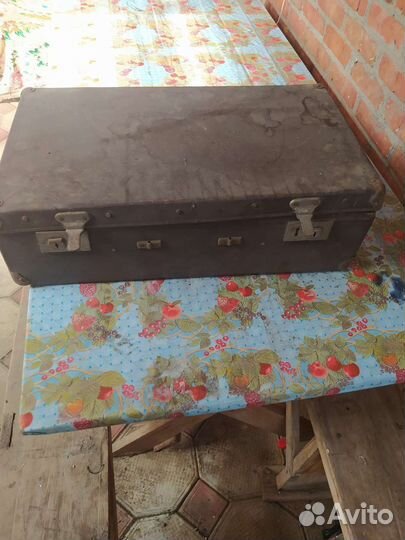 Чемоданы СССР старинные