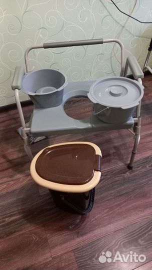 Санитарный стул туалет