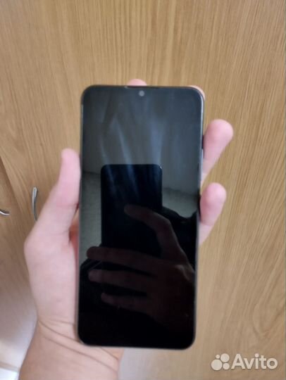 Телефон realme c11